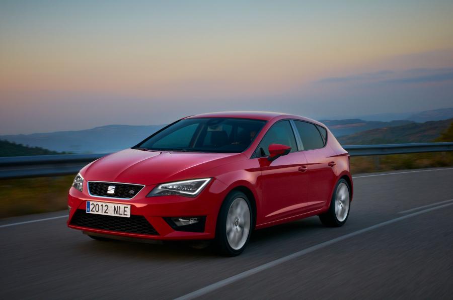  Seat Leon FR 5-Door 2012 года  (фото 5 из 16)